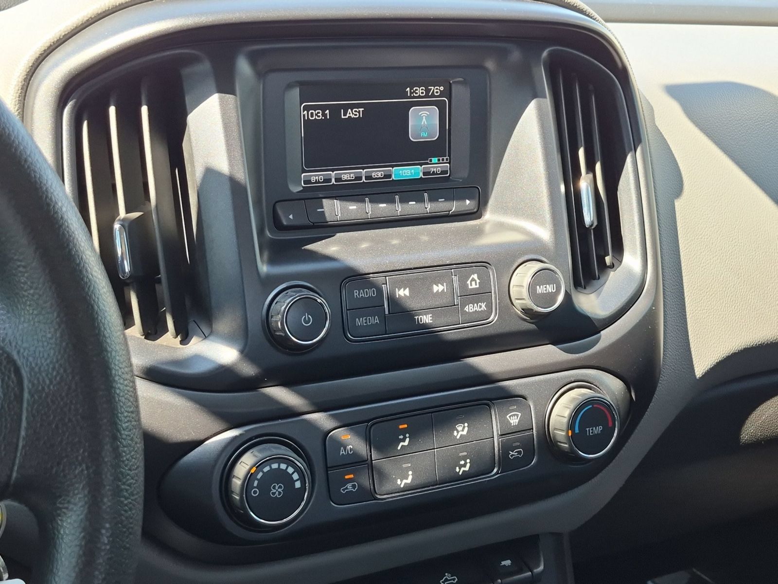 Used 2016 Chevrolet Colorado W/T RWD image 20