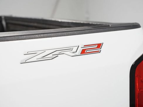 Used 2019 Chevrolet Colorado ZR2 AWD/4WD image 11