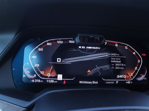 Used 2023 BMW X6 M50i w/ Executive Package image 31