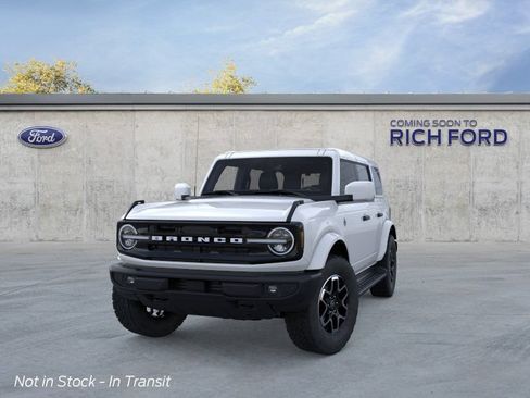 New 2026 Ford Bronco Outer Banks AWD/4WD image 2