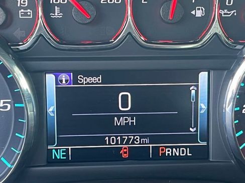 Used 2018 Chevrolet Tahoe Premier image 17