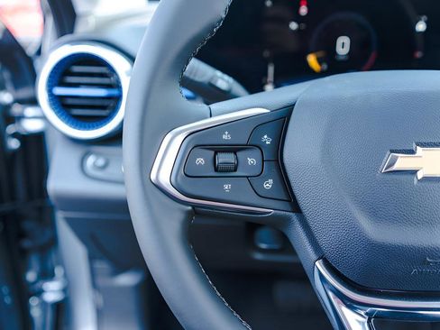 New 2026 Chevrolet Trax LT w/ LT Convenience Package FWD image 10