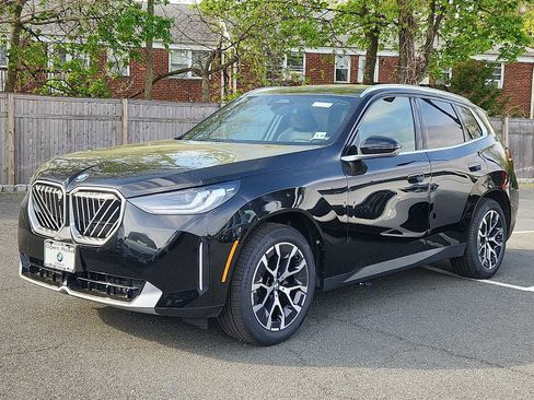 Used 2026 BMW X3 xDrive30 w/ Premium Package AWD/4WD image 3