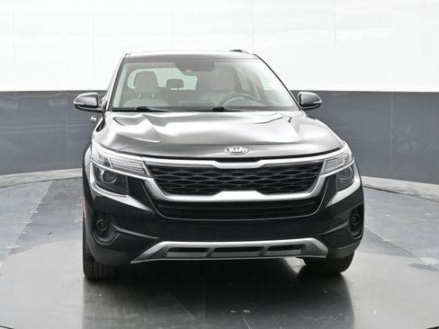 Used 2021 Kia Seltos EX image 7