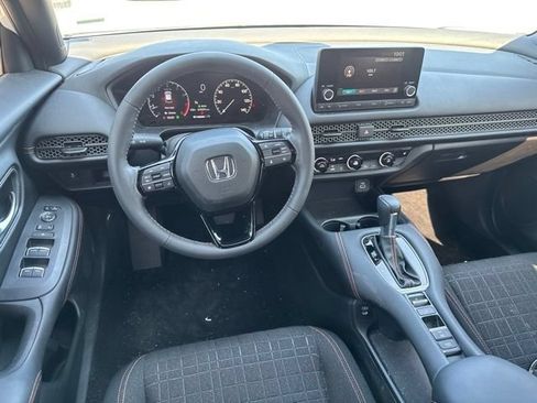 Used 2024 Honda HR-V Sport image 13