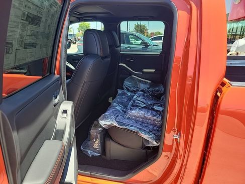 New 2026 Nissan Frontier PRO-4X w/ Pro Premium Package AWD/4WD image 12