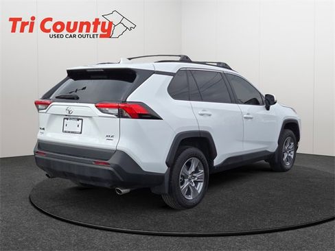 Used 2024 Toyota RAV4 XLE image 7