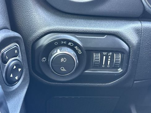 Used 2021 Jeep Gladiator Mojave w/ Cold Weather Group AWD/4WD image 47