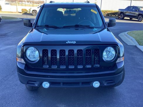 Used 2017 Jeep Patriot Sport w/ Power Value Group image 3