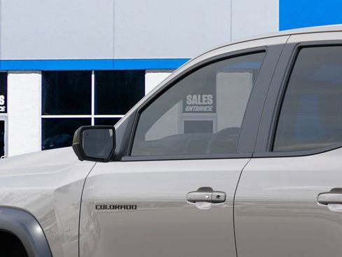 New 2026 Chevrolet Colorado ZR2 w/ Technology Package AWD/4WD image 12