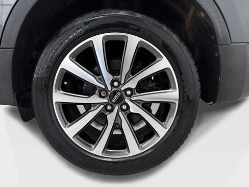 Used 2019 Lincoln MKC Reserve FWD image 53
