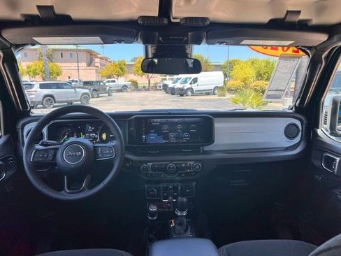 Used 2025 Jeep Wrangler Unlimited Sport S 4xe AWD/4WD image 30