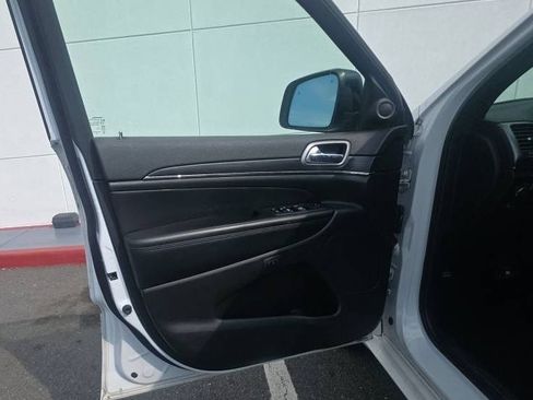 Used 2020 Jeep Grand Cherokee Limited X RWD image 11