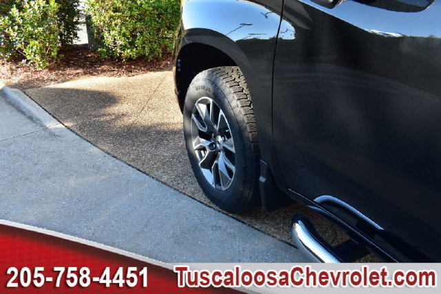 Certified 2025 Chevrolet Silverado 1500 RST AWD/4WD image 17