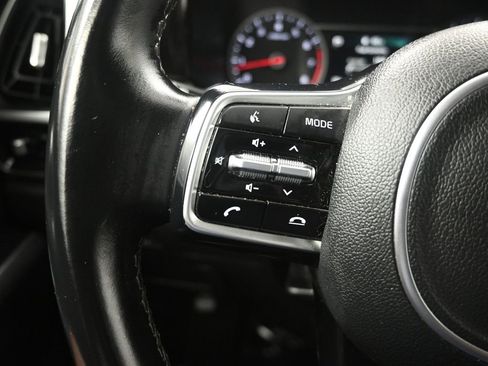 Used 2022 Kia Sorento S image 28