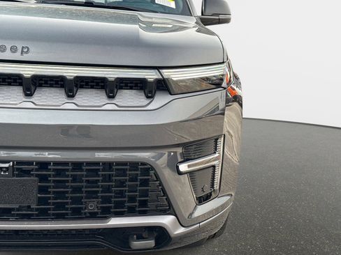 New 2026 Jeep Grand Wagoneer Limited image 10