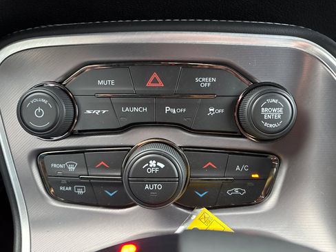 Used 2022 Dodge Challenger SRT Hellcat w/ SRT Black Package image 25