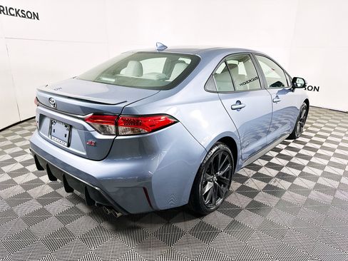 Certified 2023 Toyota Corolla SE image 3