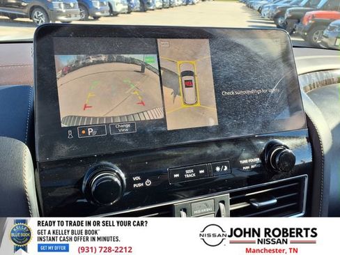 Used 2024 Nissan Armada Platinum w/ Captain's Chairs Package image 7