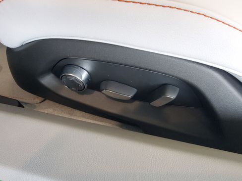 New 2026 Chevrolet Corvette 3LT w/ Z51 Performance Package image 6