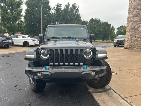Used 2023 Jeep Wrangler Unlimited Rubicon 4xe w/ Cold Weather Group AWD/4WD image 2
