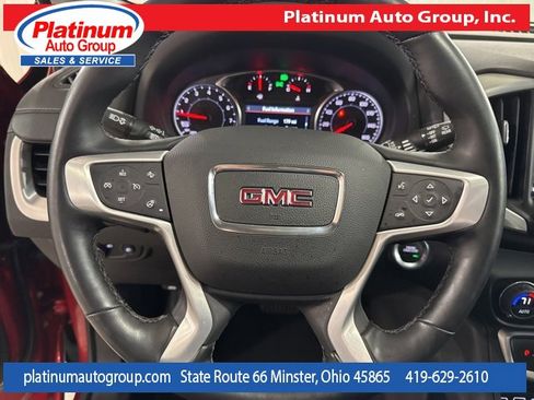 Used 2024 GMC Terrain SLT w/ Elevation Edition image 15