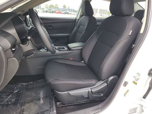 Certified 2025 Nissan Sentra S FWD image 13