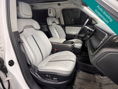 Used 2023 Rivian R1S Adventure image 6