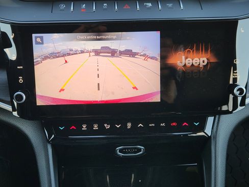 New 2026 Jeep Grand Cherokee Altitude RWD image 14