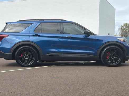 Used 2021 Ford Explorer ST w/ Equipment Group 401A image 3