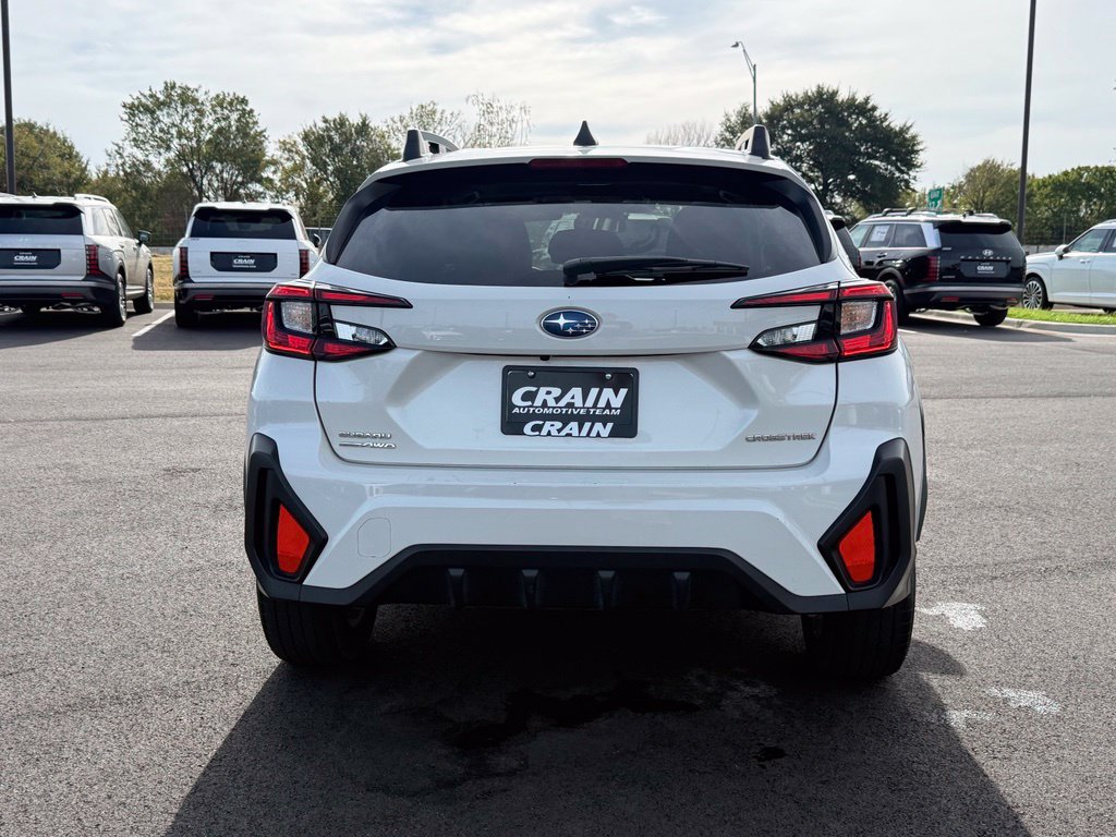 Used 2025 Subaru Crosstrek 2.5i Premium AWD/4WD image 6