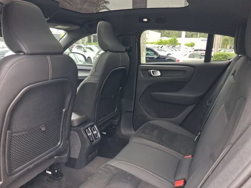 Used 2023 Volvo C40 P8 Recharge Ultimate w/ Protection Package Premier AWD/4WD image 7