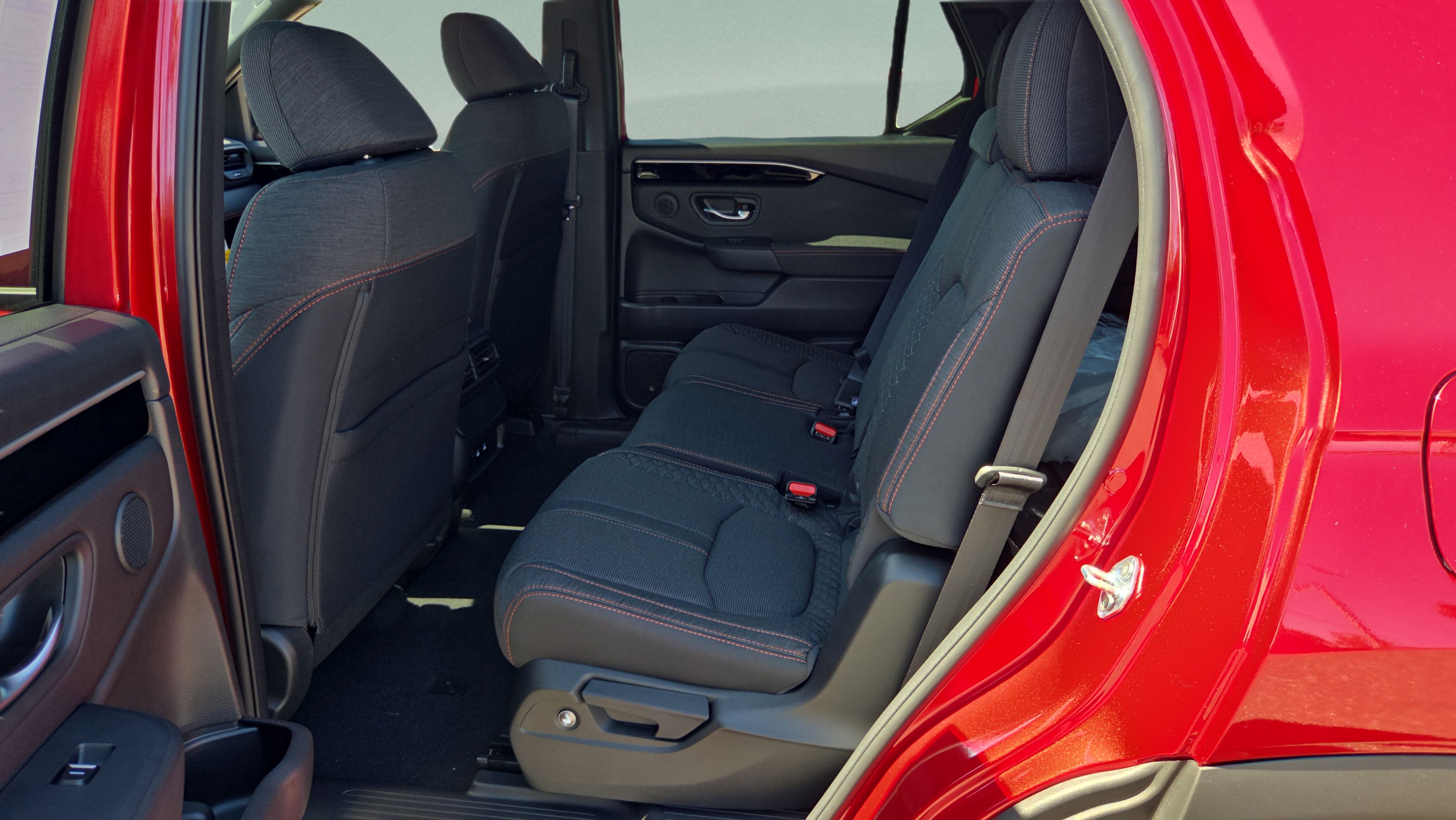 New 2026 Honda Pilot Sport image 10