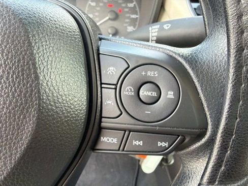 Certified 2025 Toyota Corolla LE image 23