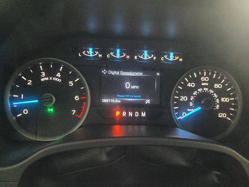 Used 2018 Ford F150 XLT w/ Equipment Group 302A Luxury RWD image 23