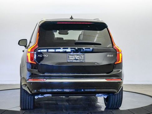 New 2026 Volvo XC90 B6 Ultra w/ Protection Package AWD/4WD image 3