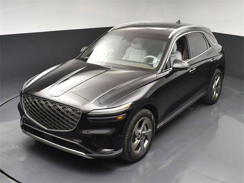 Used 2026 Genesis GV70 2.5T Advanced image 42