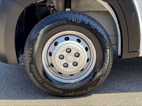 Used 2023 RAM ProMaster 2500 FWD image 7