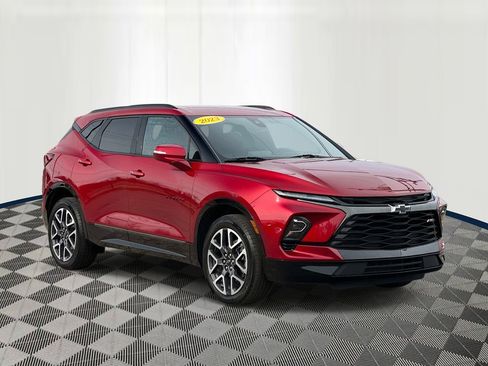Used 2023 Chevrolet Blazer RS FWD image 6