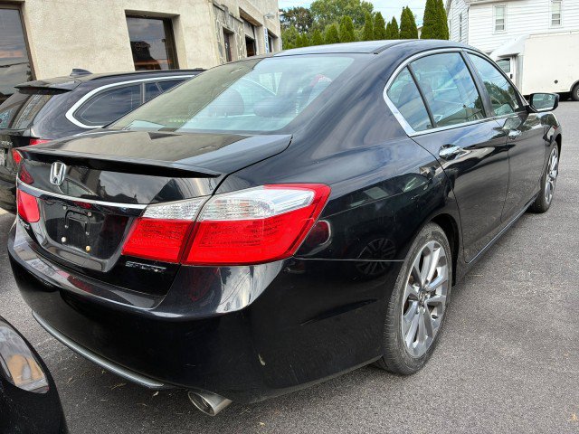 Used 2014 Honda Accord Sport image 3