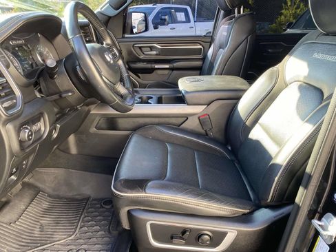 Used 2023 RAM 1500 Laramie AWD/4WD image 15