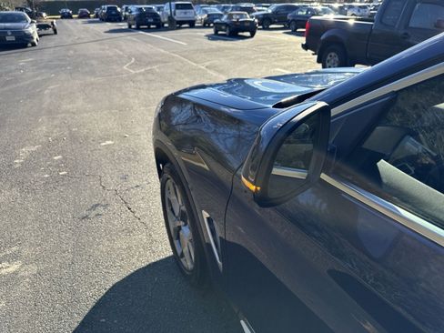 New 2025 BMW X4 xDrive30i w/ Premium Package image 6