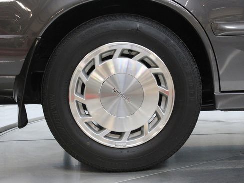 Used 1992 Nissan Maxima SE image 30