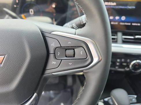 New 2026 Chevrolet Trax LT w/ LT Convenience Package FWD image 30