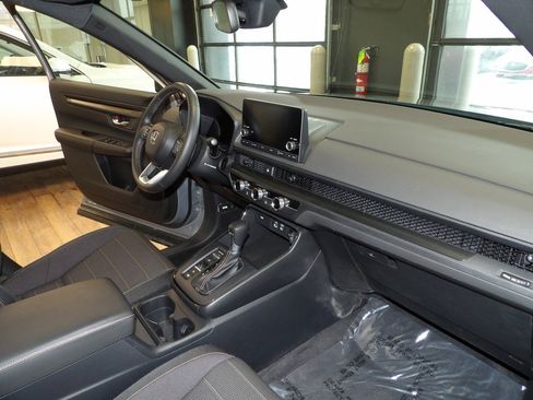 Used 2024 Honda CR-V Sport image 13