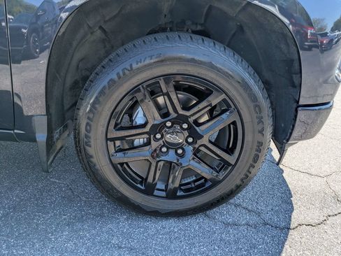 Used 2023 Chevrolet Silverado 1500 Custom RWD image 11