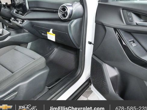 New 2026 Chevrolet Equinox LT w/ Midnight Edition FWD image 24