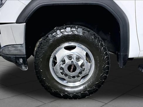 Used 2020 GMC Sierra 3500 SLT AWD/4WD image 10