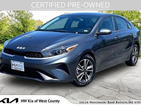 Certified 2024 Kia Forte LXS FWD image 1