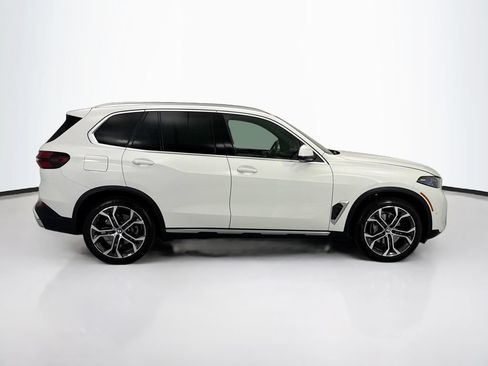 Used 2026 BMW X5 xDrive40i w/ Climate Comfort Package AWD/4WD image 4